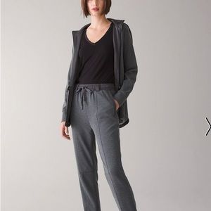 Like new White House black market weekend joggers - Medium